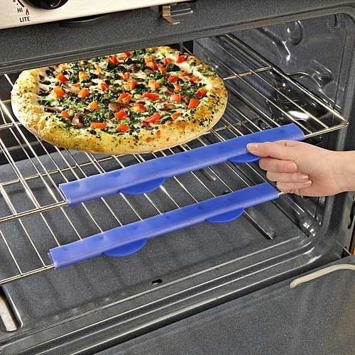 Oven rack guard to prevent burns